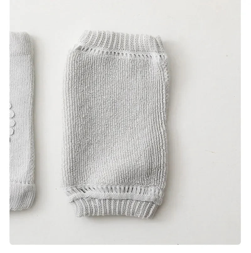 CrawlSafe - Non-Slip Baby Knee Pad & Socks